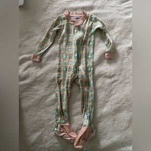 Burt’s Bees Baby onesie. Sz. 12-18 months.